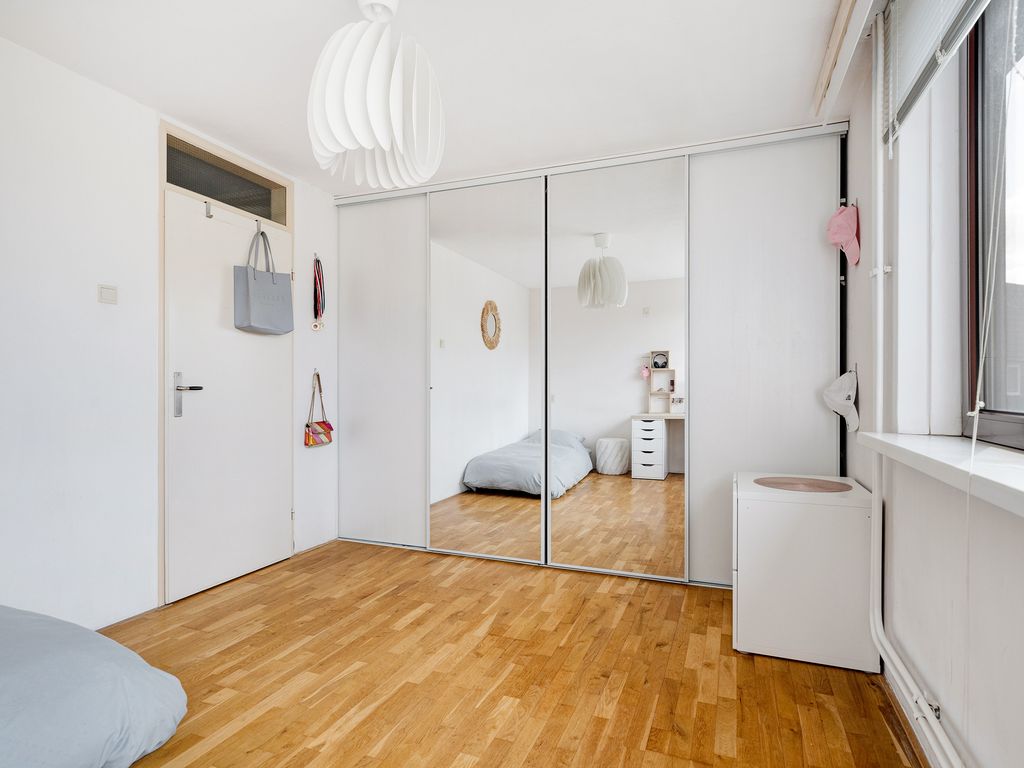 Lindendreef 8, VLAARDINGEN
