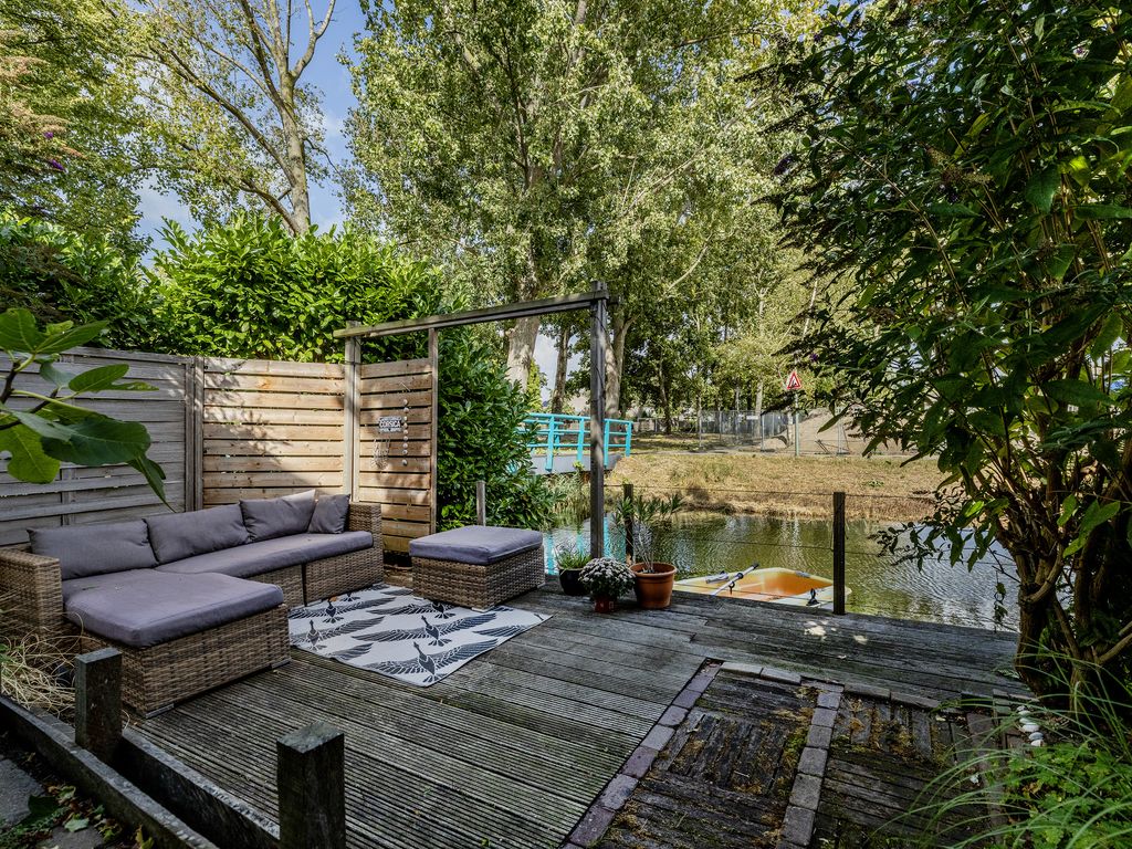 Lindendreef 8, VLAARDINGEN