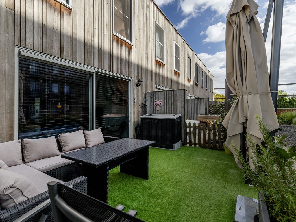 Hoge Schiehof 25, ROTTERDAM