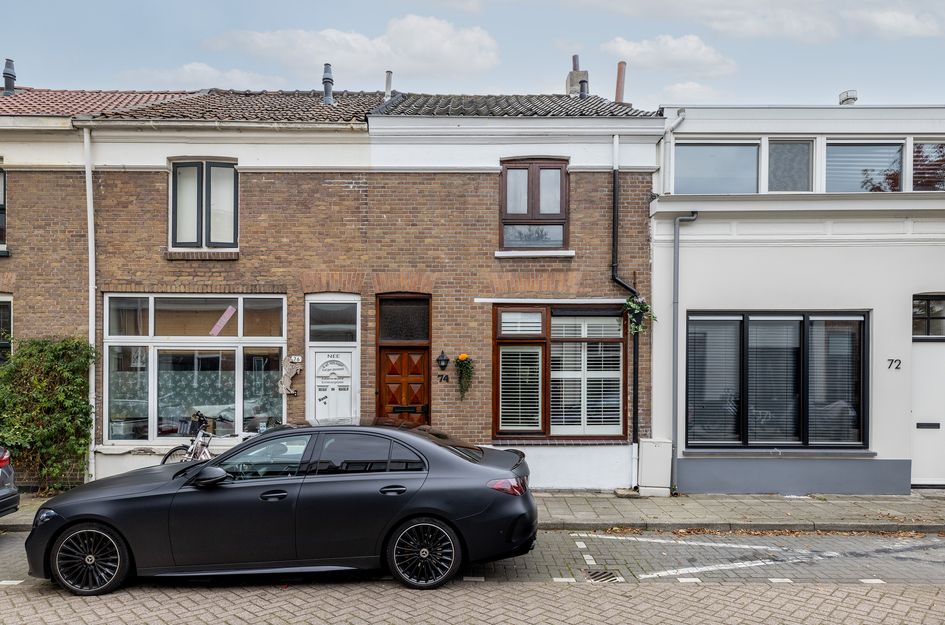 Oosterstraat 74