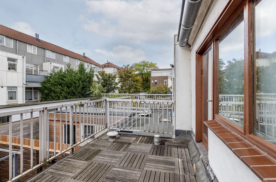 Oosterstraat 74