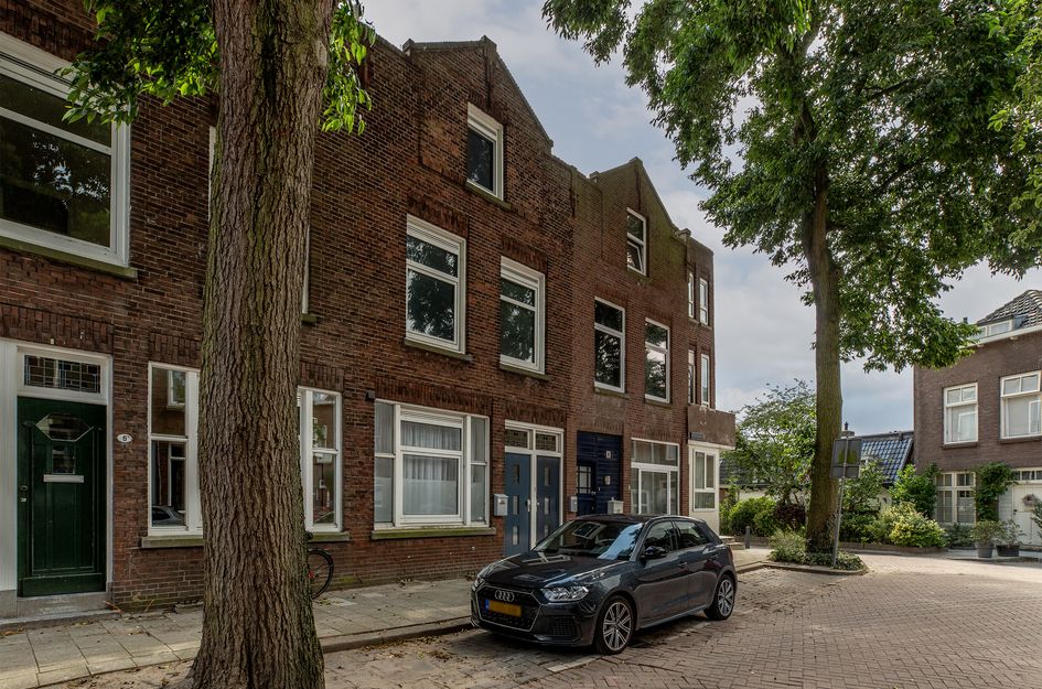Emmastraat 4B