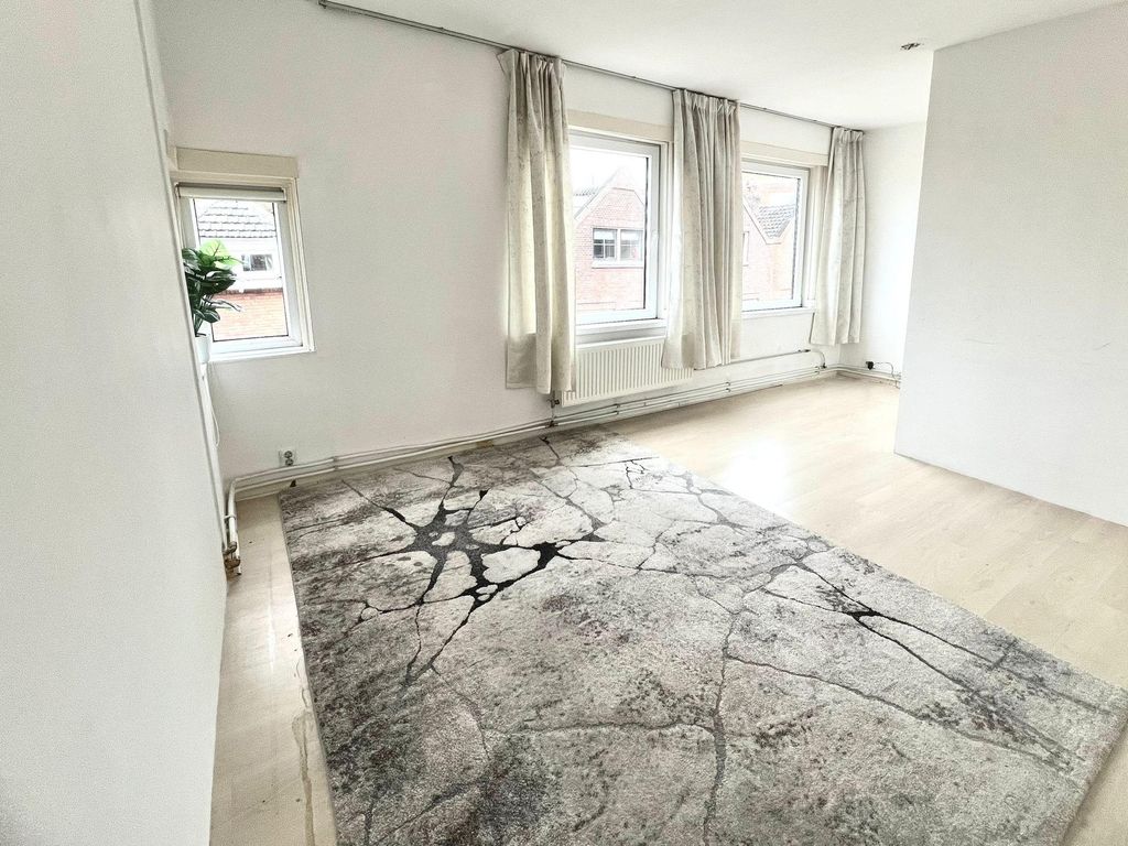 Châlonsstraat 6B, ROTTERDAM