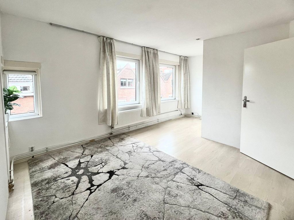 Châlonsstraat 6B, ROTTERDAM