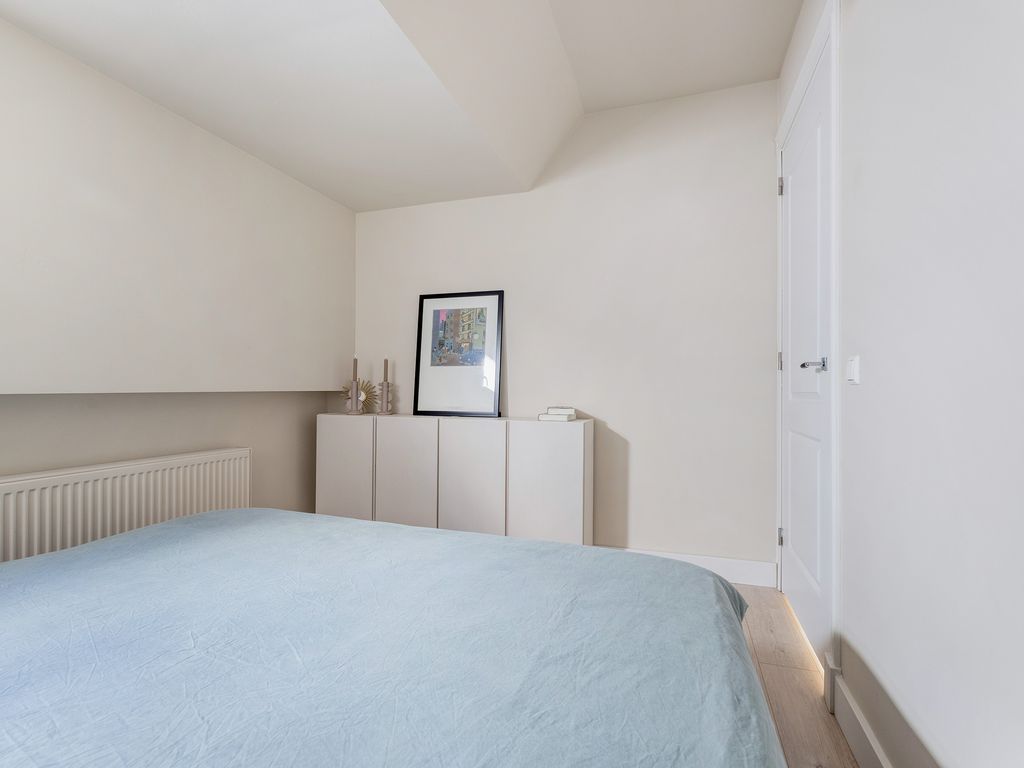 Ooievaarstraat 72B, ROTTERDAM