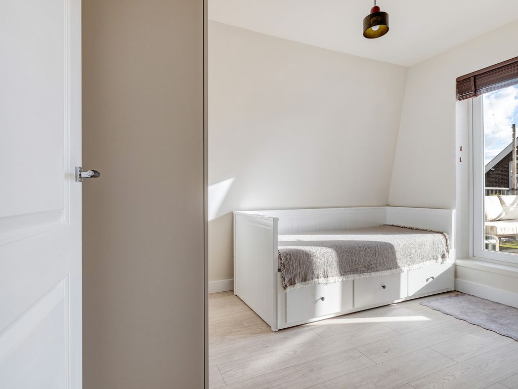 Ooievaarstraat 72B, ROTTERDAM