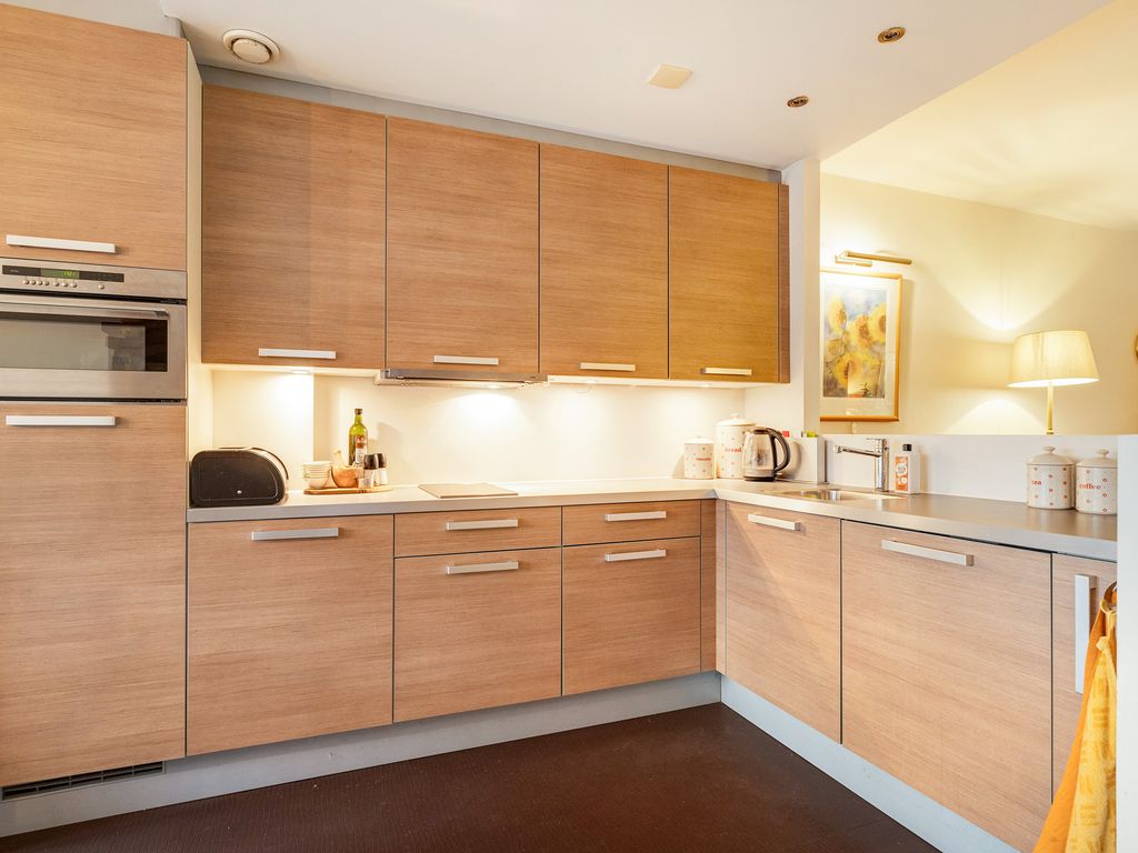 Dr H. Colijnlaan 6F127, RIJSWIJK