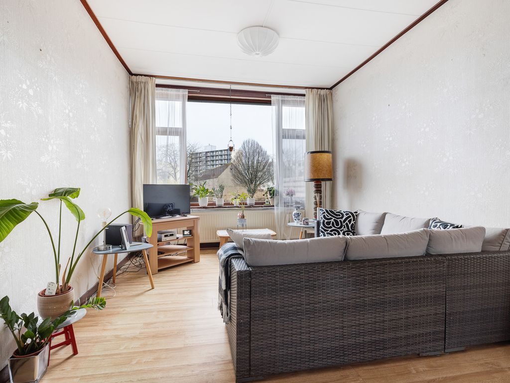 Zestienhovensekade 298, ROTTERDAM