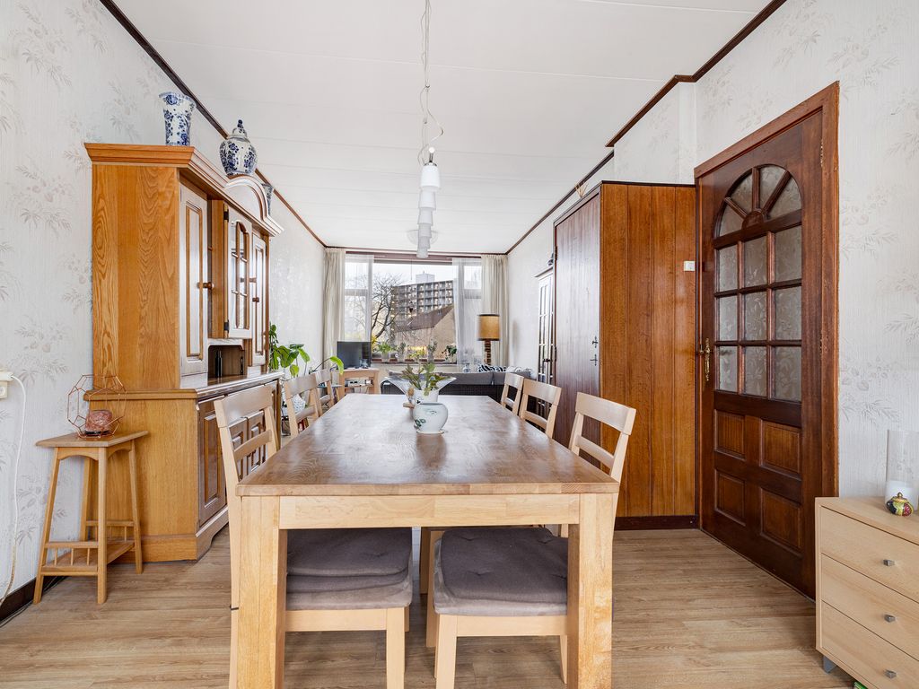 Zestienhovensekade 298, ROTTERDAM