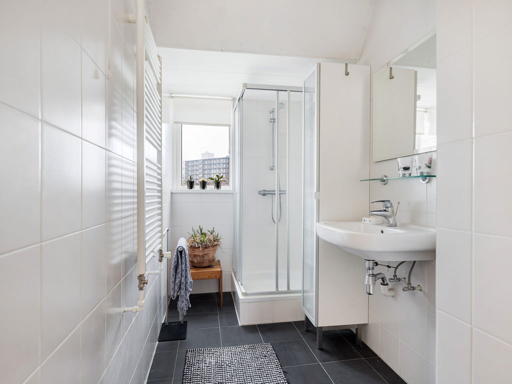 Zestienhovensekade 298, ROTTERDAM