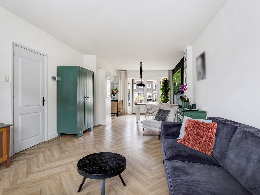 Zestienhovensekade 351, ROTTERDAM