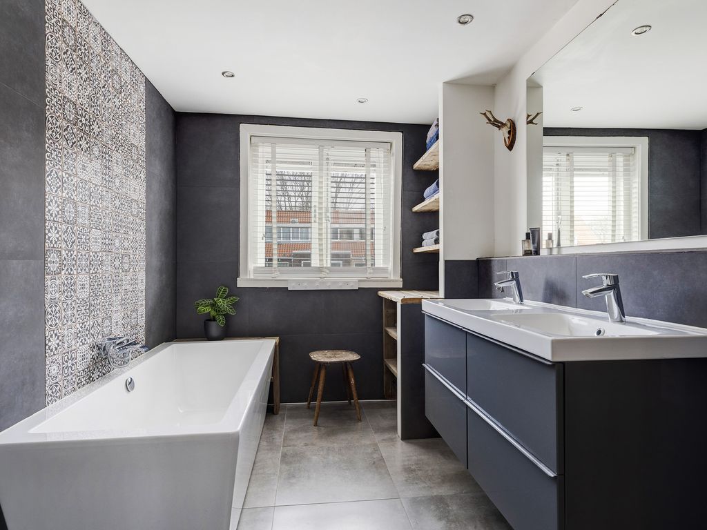 Zestienhovensekade 351, ROTTERDAM