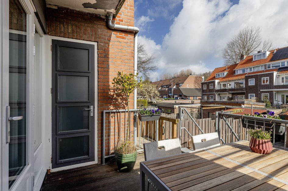 Zestienhovensekade 351