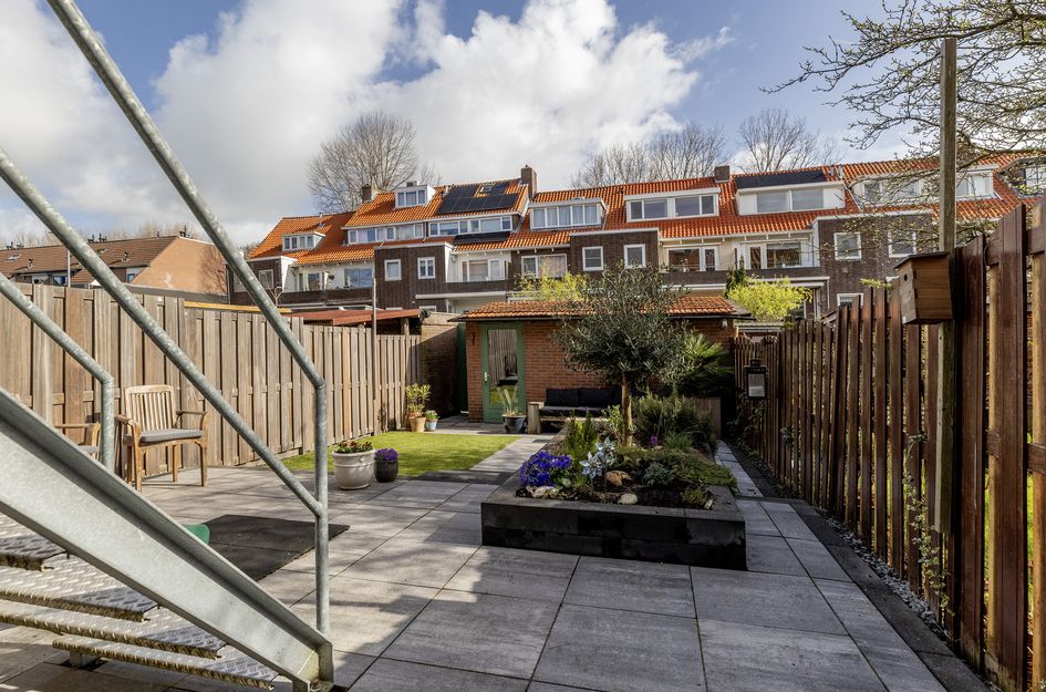 Zestienhovensekade 351