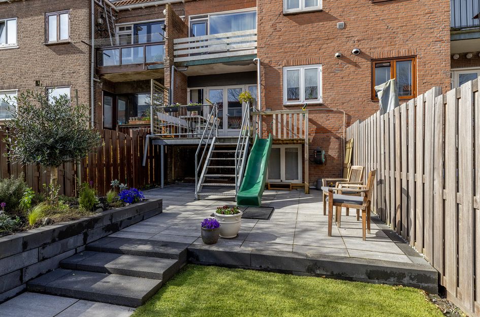 Zestienhovensekade 351