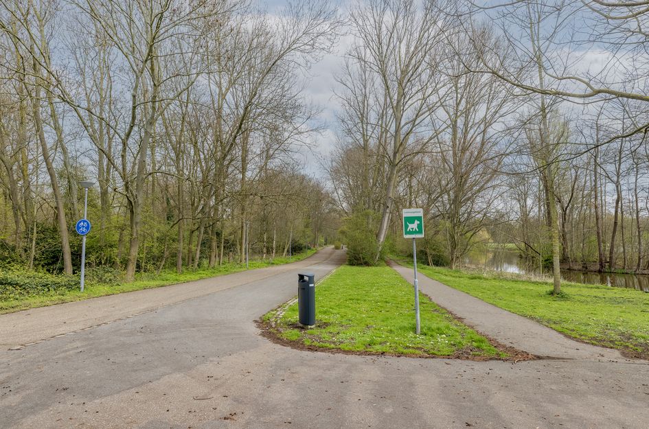 Zestienhovensekade 351