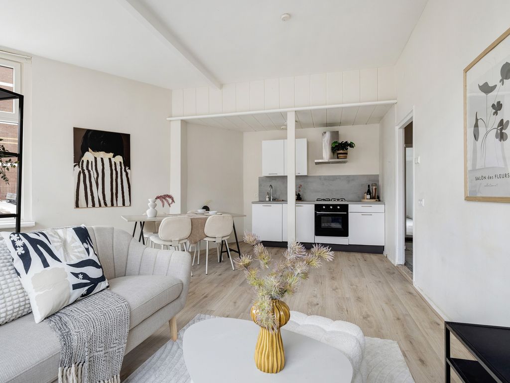 Rozenburgsestraat 44A, SCHIEDAM