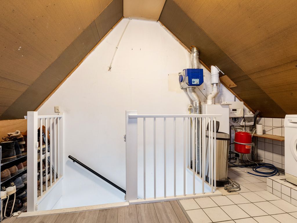 Zestienhovensekade 145, ROTTERDAM