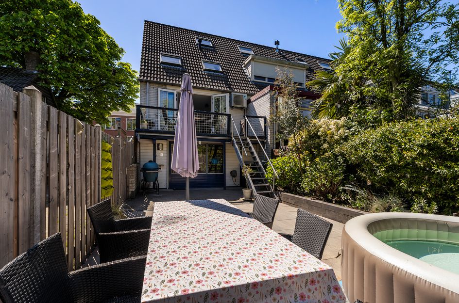 Zestienhovensekade 145