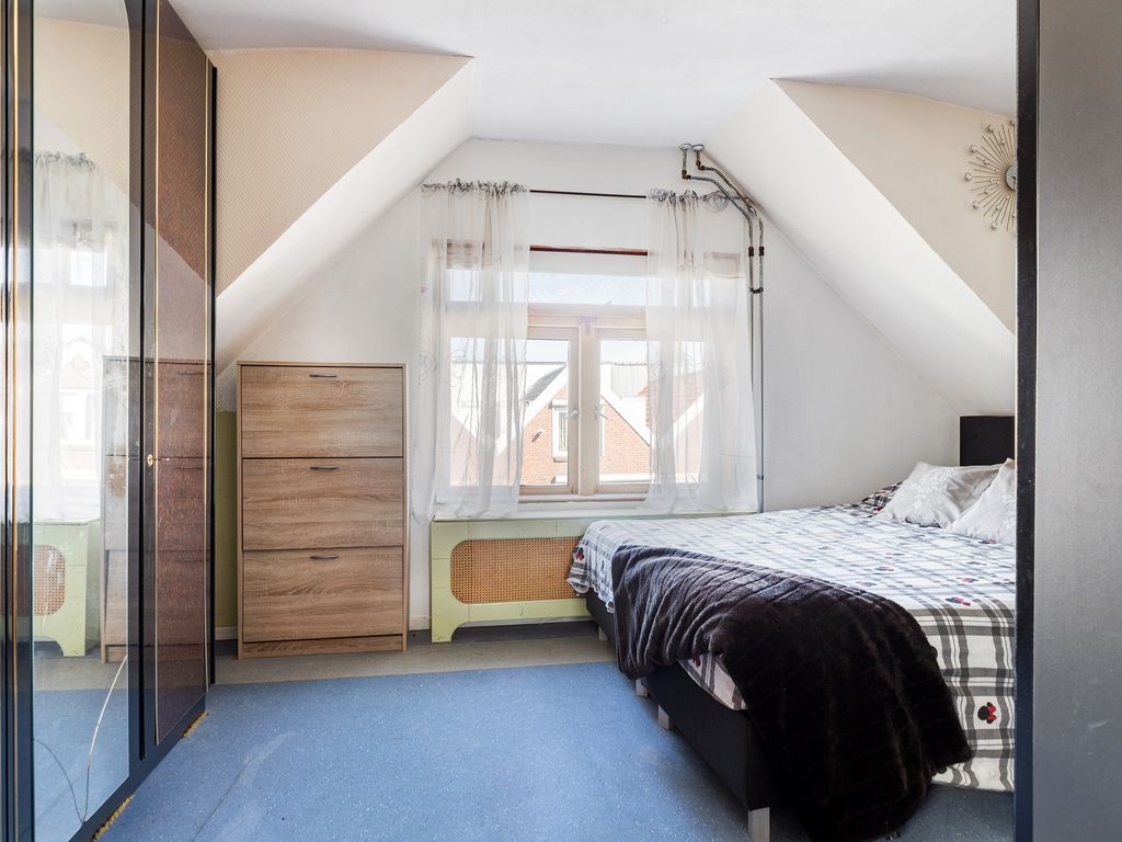 Zestienhovensekade 97A, ROTTERDAM