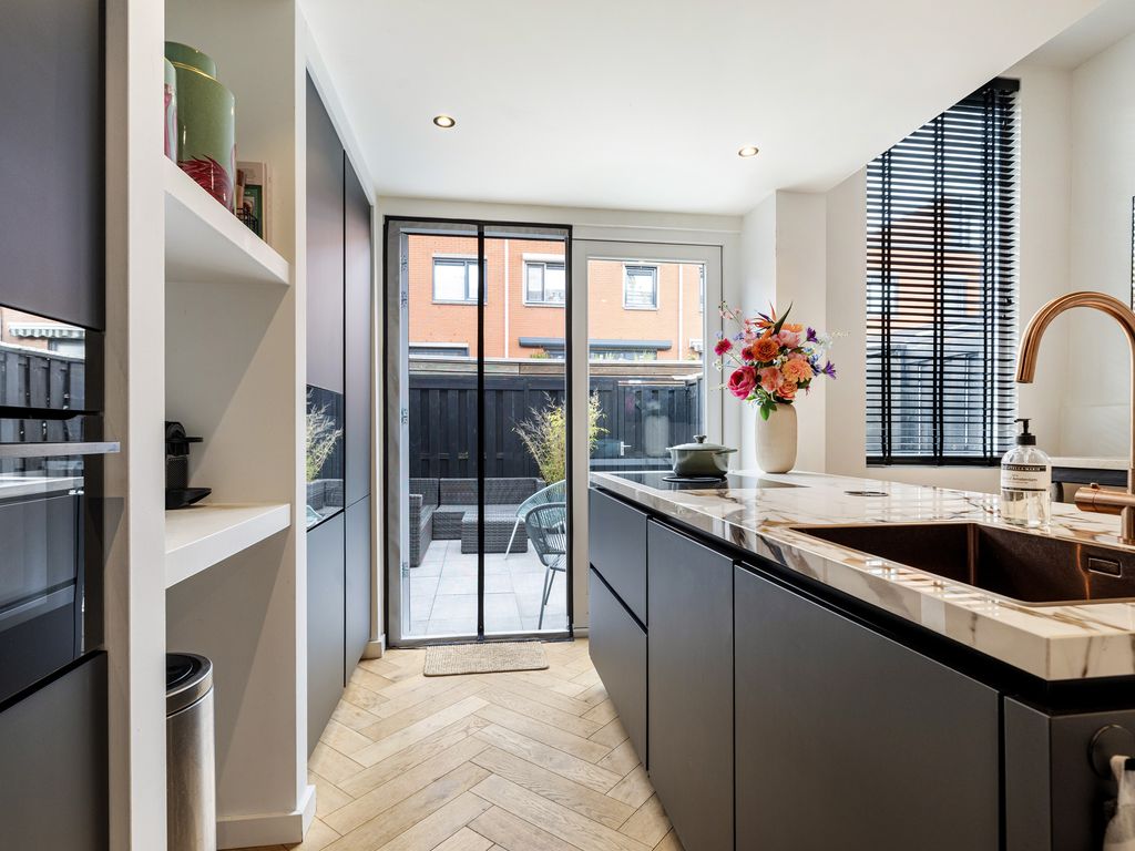 Halleystraat 23A, SCHIEDAM