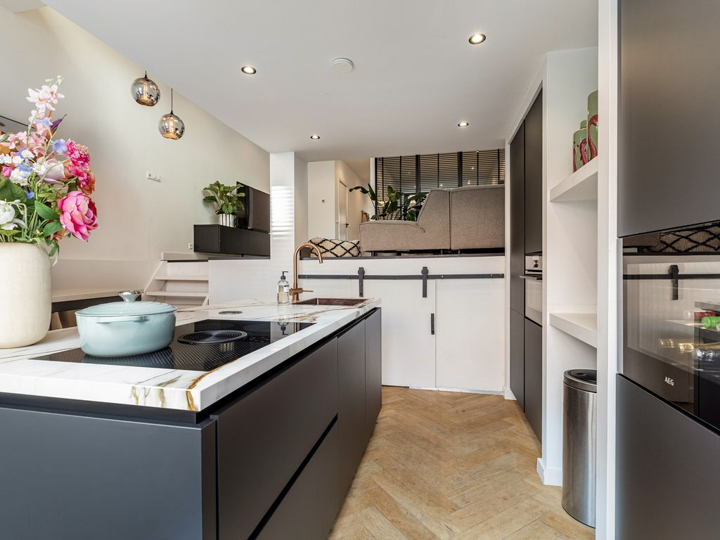 Halleystraat 23A, SCHIEDAM