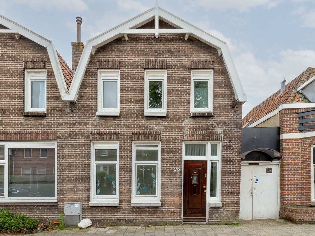 Burgemeester Bosstraat 28, ROTTERDAM