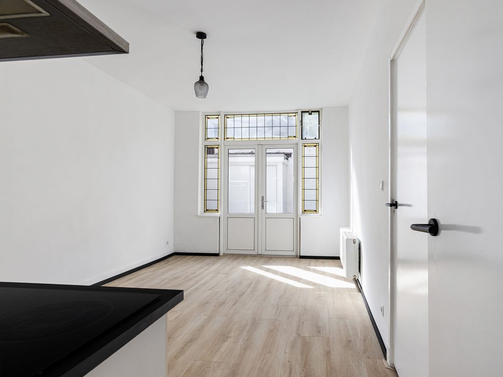 Burgemeester Bosstraat 28, ROTTERDAM