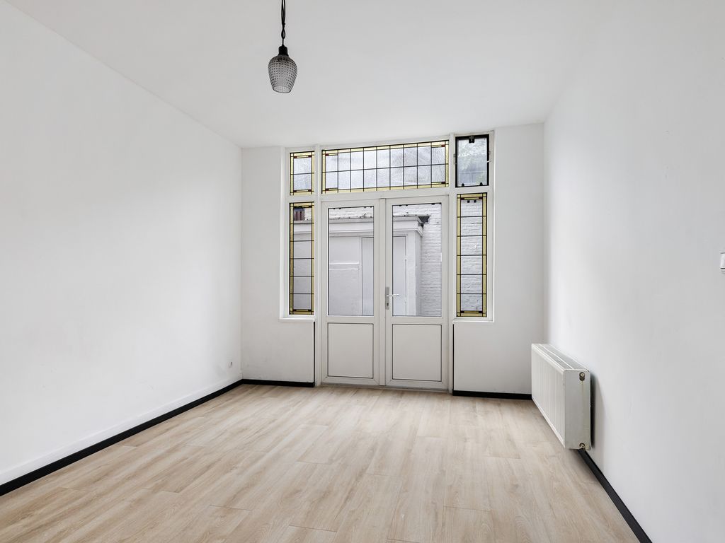 Burgemeester Bosstraat 28, ROTTERDAM
