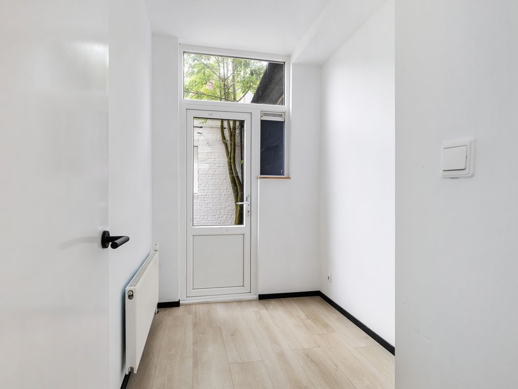Burgemeester Bosstraat 28, ROTTERDAM