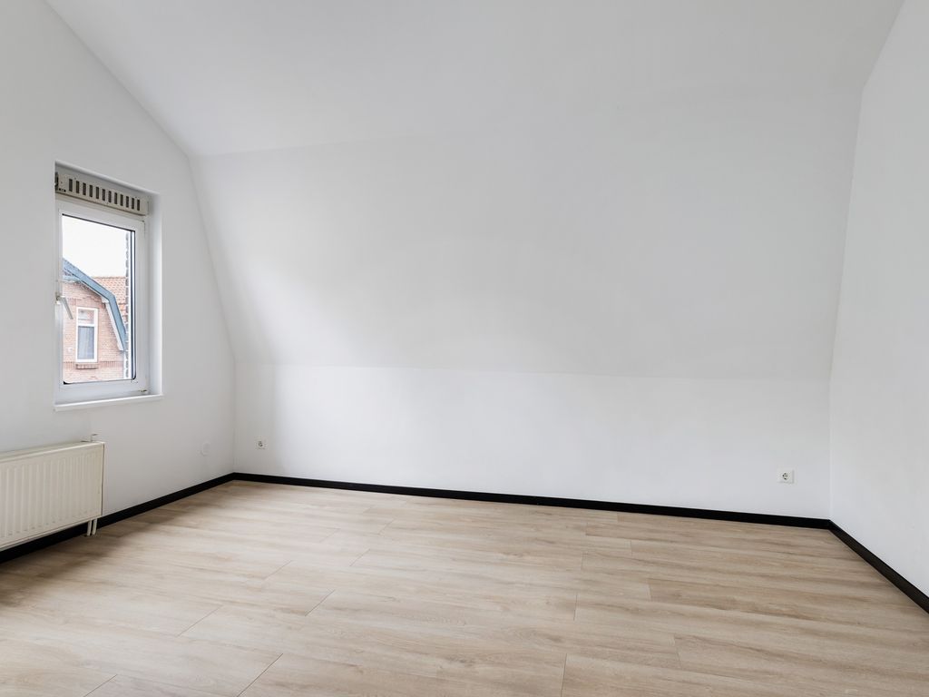 Burgemeester Bosstraat 28, ROTTERDAM