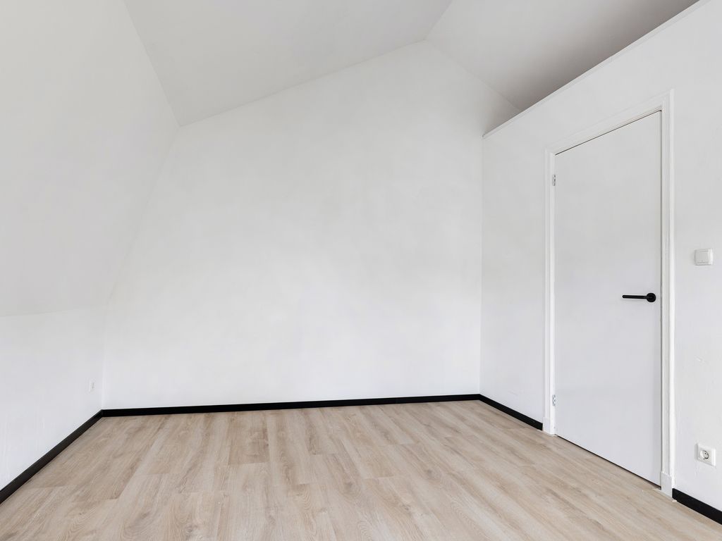 Burgemeester Bosstraat 28, ROTTERDAM