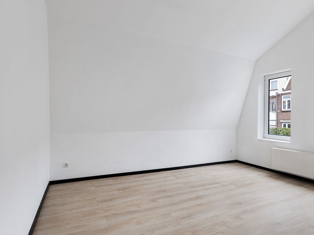 Burgemeester Bosstraat 28, ROTTERDAM