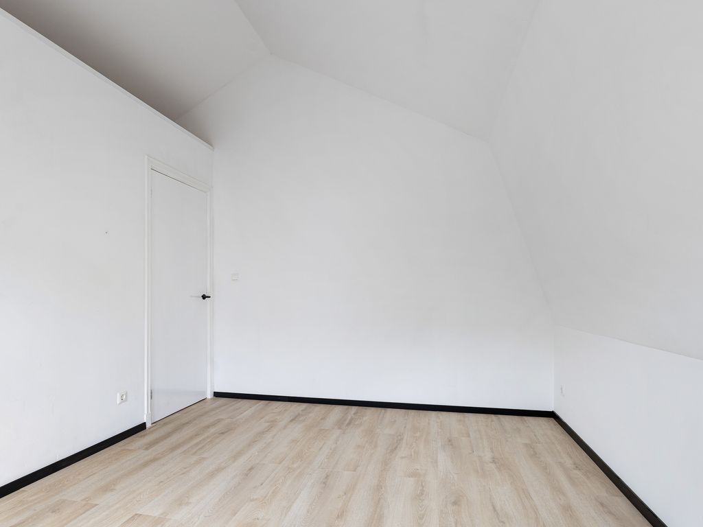 Burgemeester Bosstraat 28, ROTTERDAM