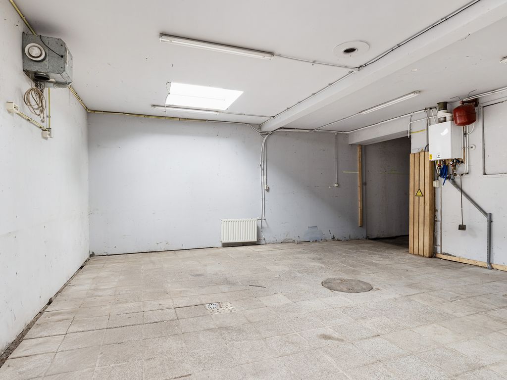 Burgemeester Bosstraat 28, ROTTERDAM