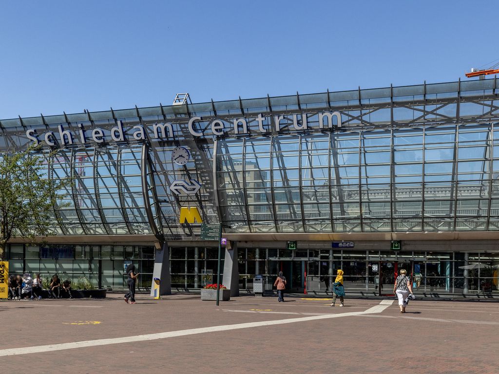 Professor Kamerlingh Onneslaan 98B, SCHIEDAM