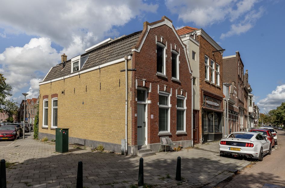 Zestienhovensekade 7