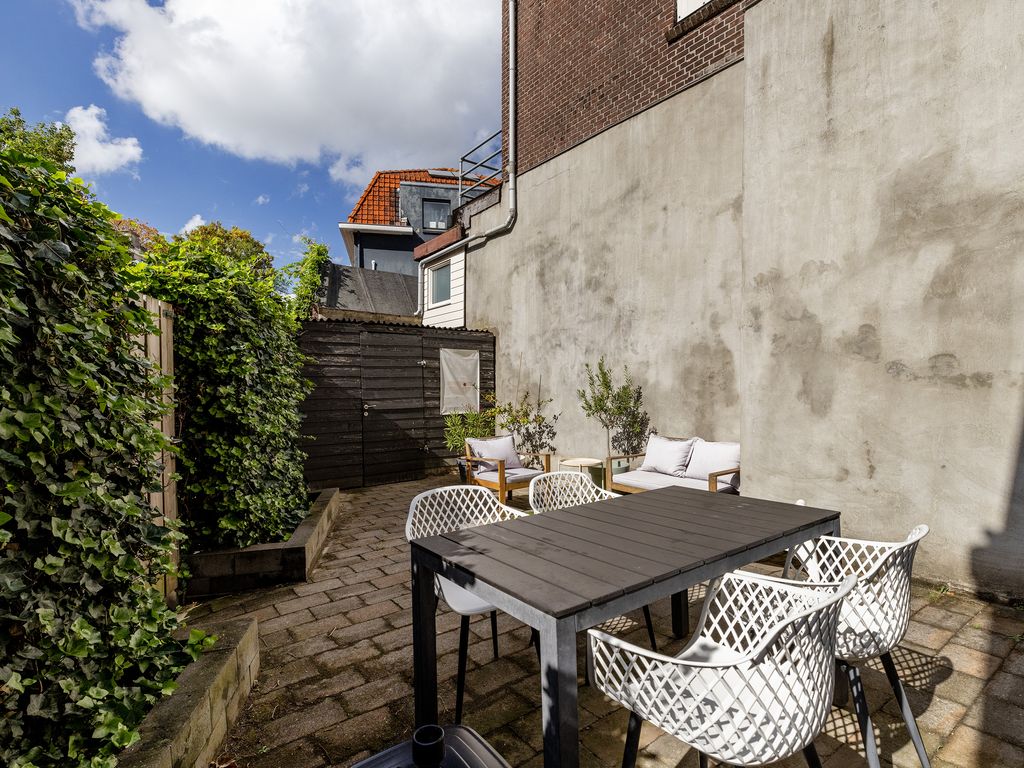 Zestienhovensekade 7, ROTTERDAM
