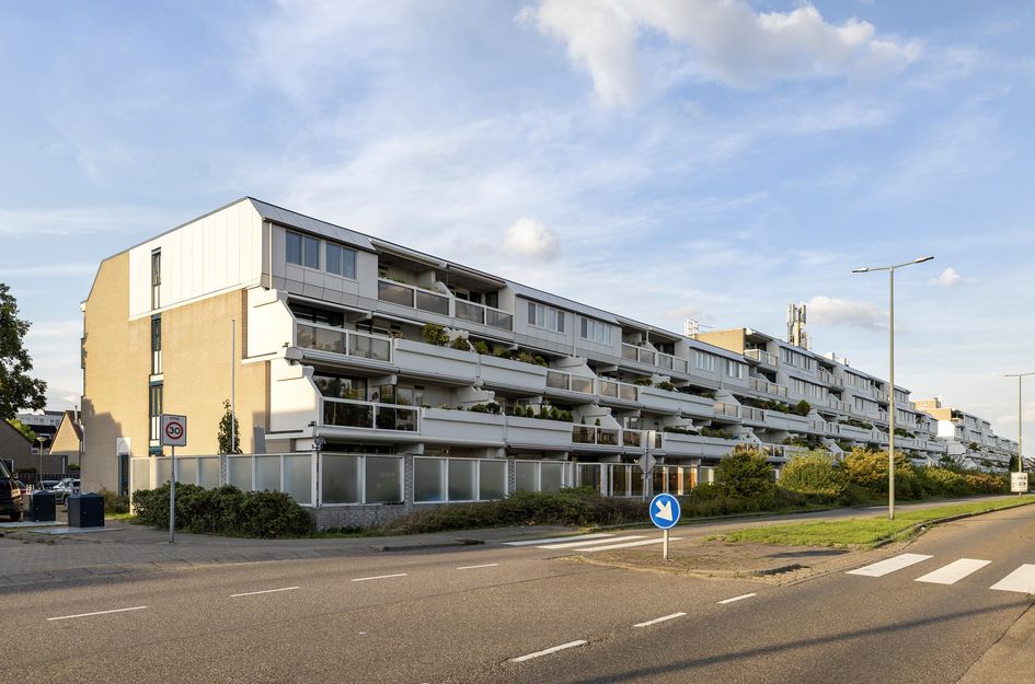 Eduard C F Hellendoornstraat 75