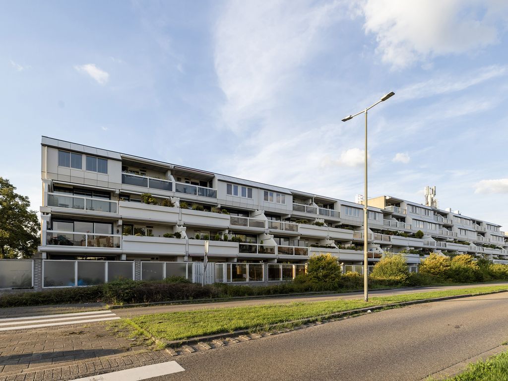 Eduard C F Hellendoornstraat 75, SCHIEDAM
