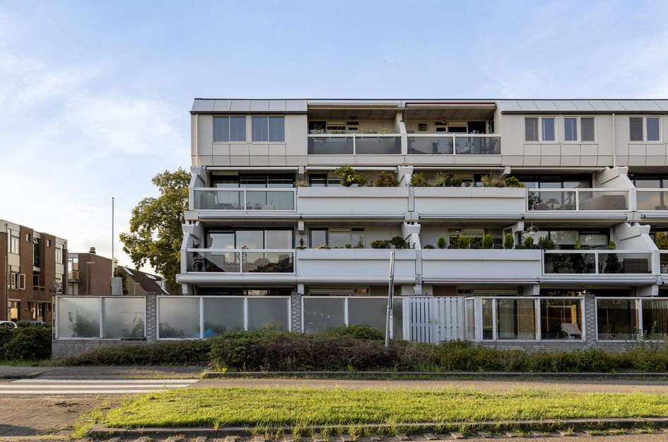 Eduard C F Hellendoornstraat 75