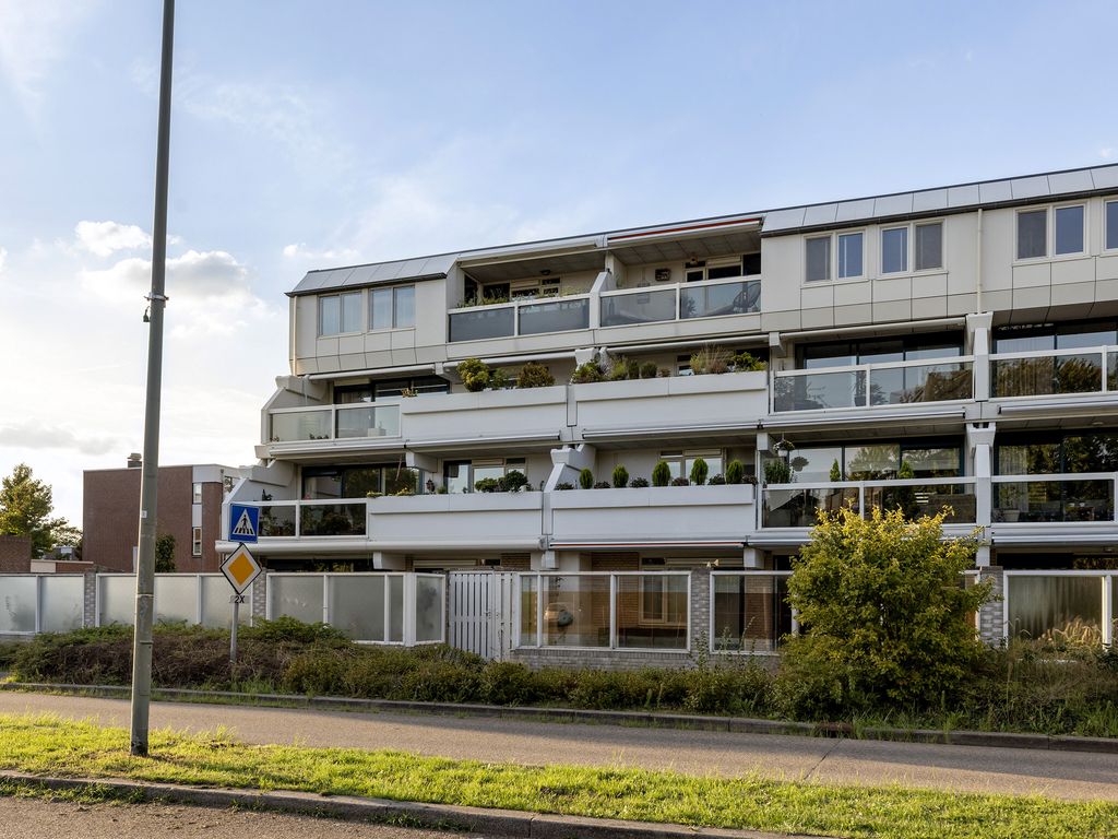 Eduard C F Hellendoornstraat 75, SCHIEDAM