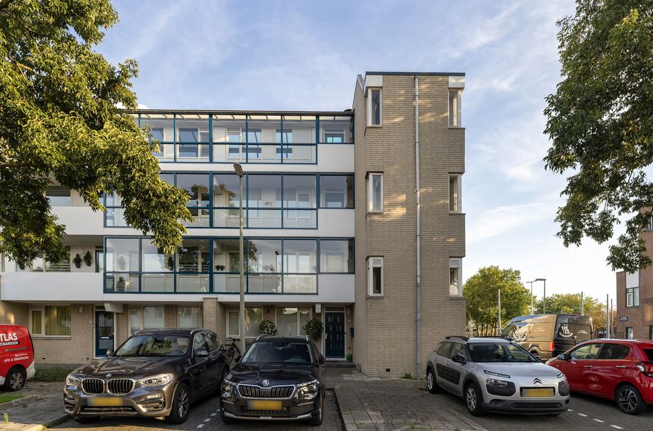 Eduard C F Hellendoornstraat 75