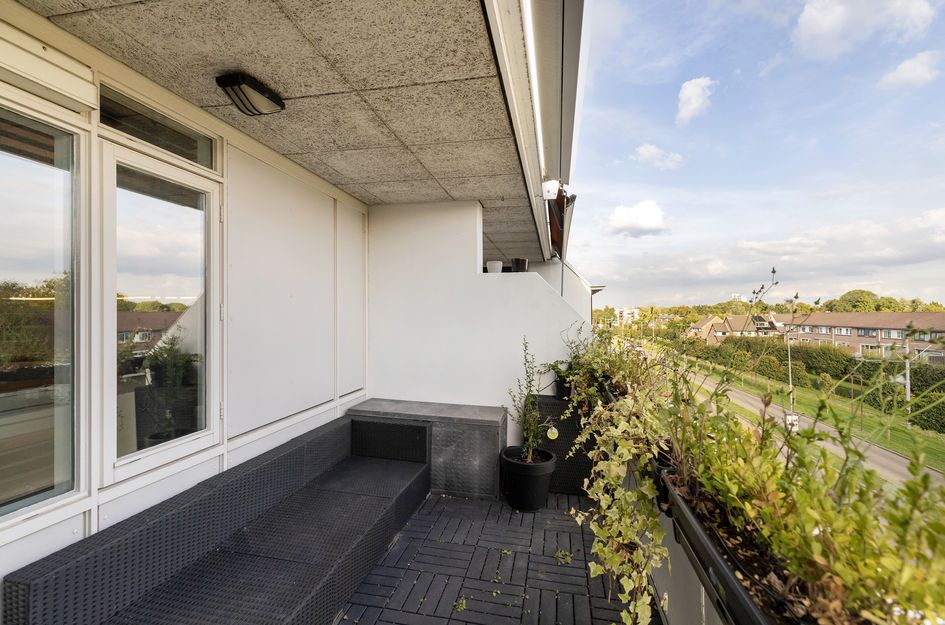 Eduard C F Hellendoornstraat 75