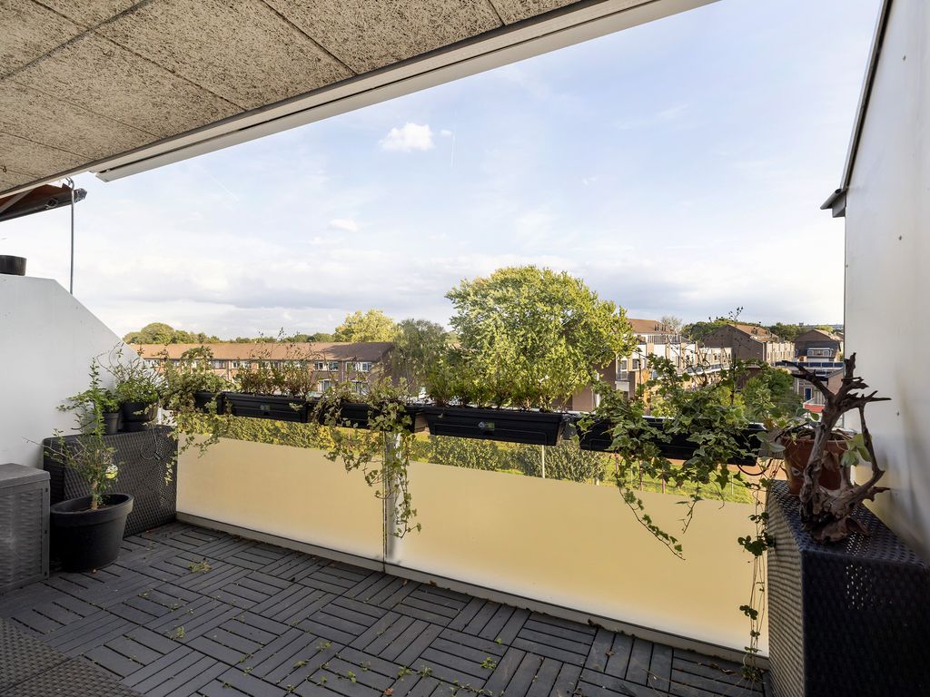 Eduard C F Hellendoornstraat 75, SCHIEDAM