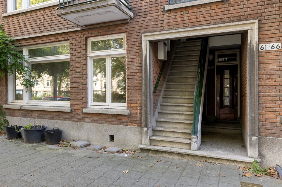 Baljuwplein 61
