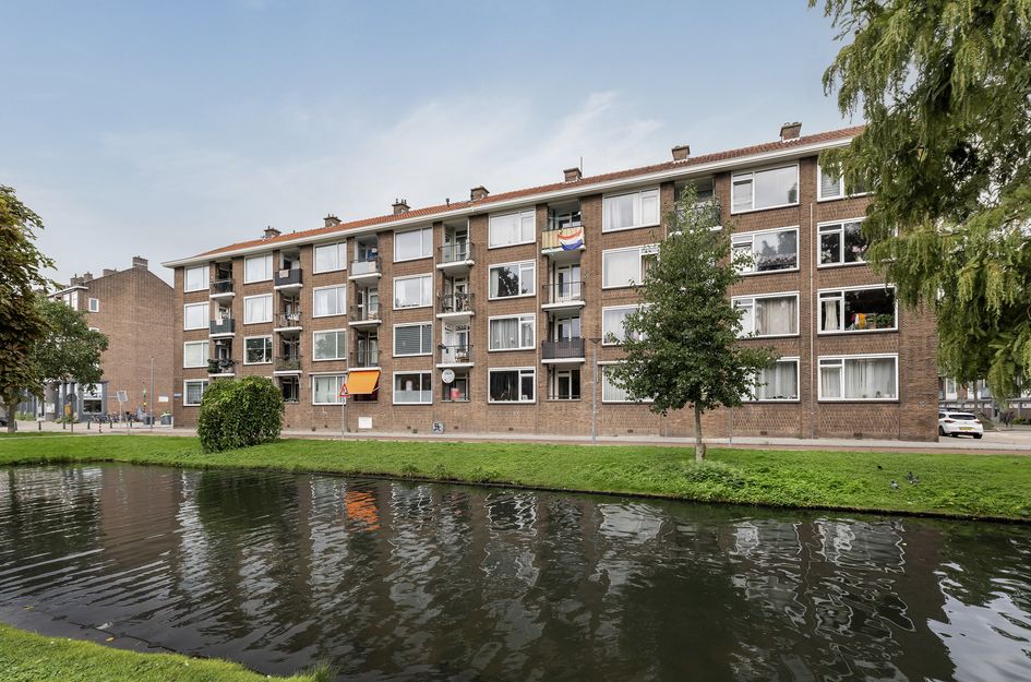 Hoekersingel 35