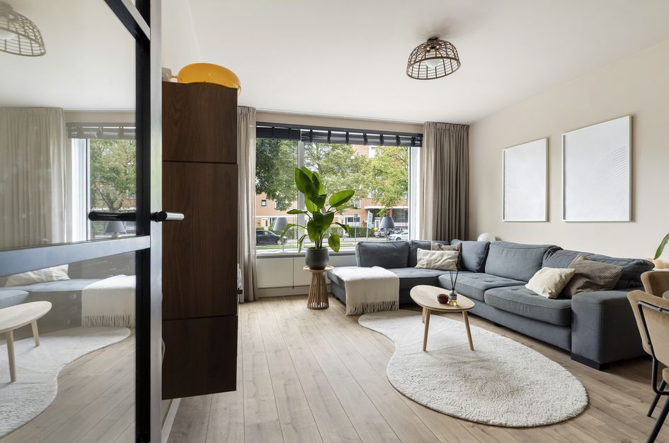 Hoekersingel 35