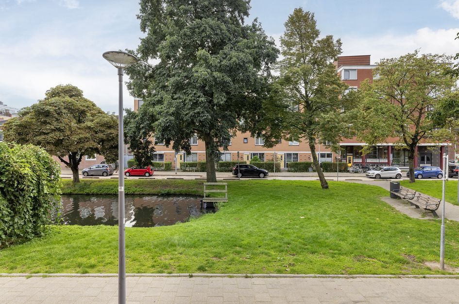 Hoekersingel 35