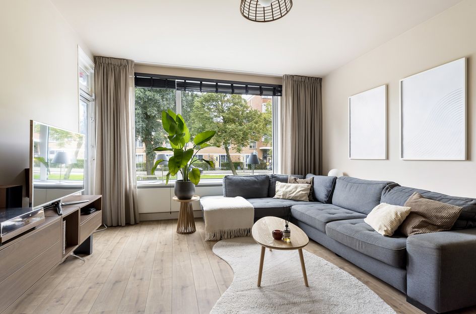 Hoekersingel 35